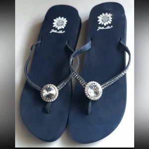 NEW YELLOW BOX Womens Fernanda JEWELED NAVY BLUE Leather FLIP FLOP SANDAL Sz 11